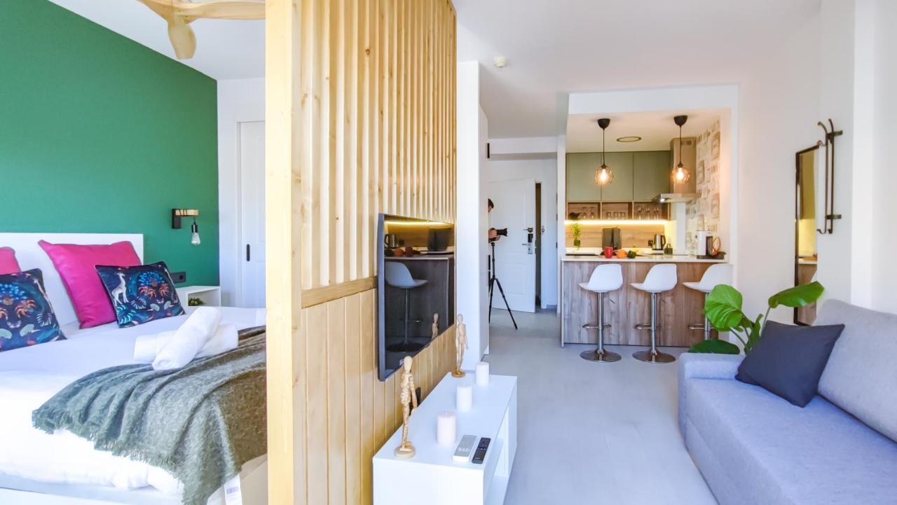 Oleholidays 615 Romana Playa Junto A La Playa Marbella